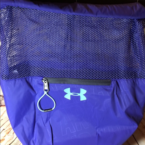 Under Armour Bucket Sackpack - Picture 2 of 8